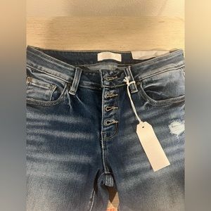 Petra 153 Size 5/26 Low rise flares